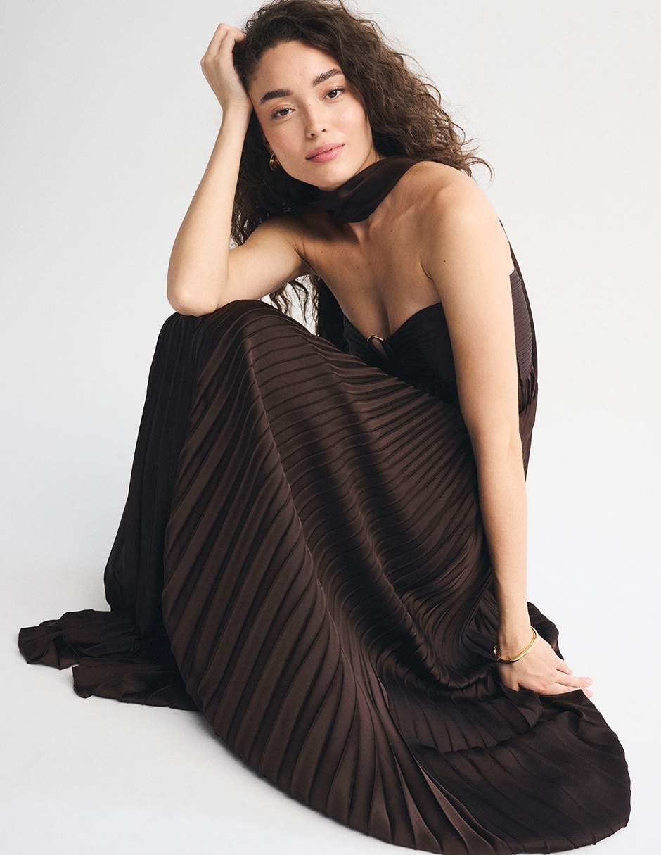 Vestido maxi de fiesta escote medio 4
