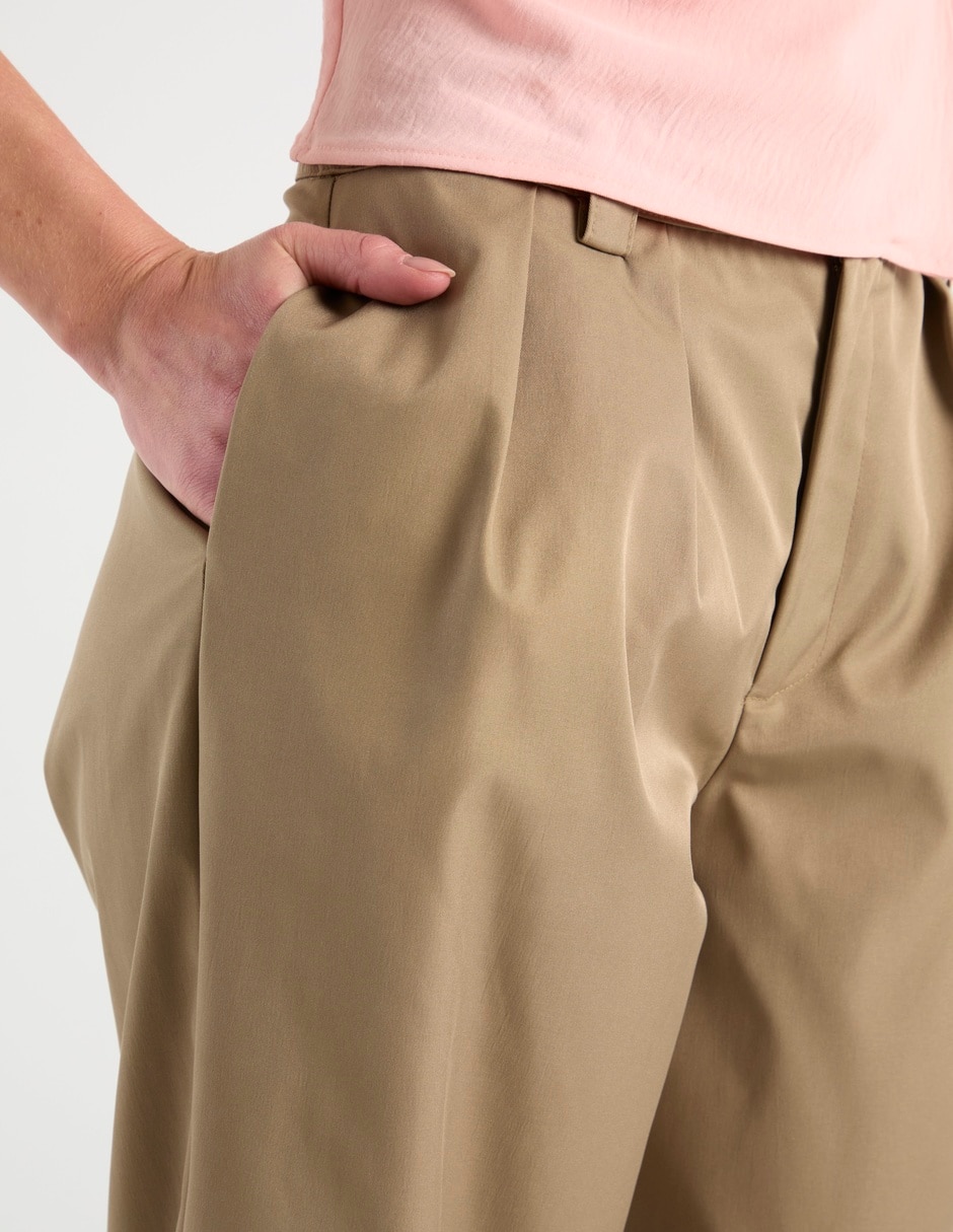 Pantalón capri relajado para mujer 4