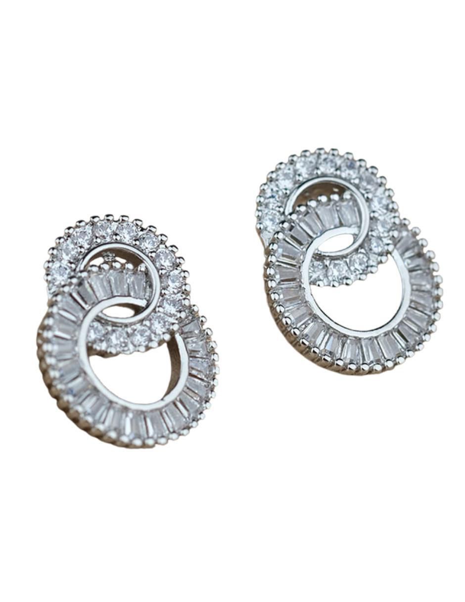 Aretes cortos fantasía Aretes cortos fantasía