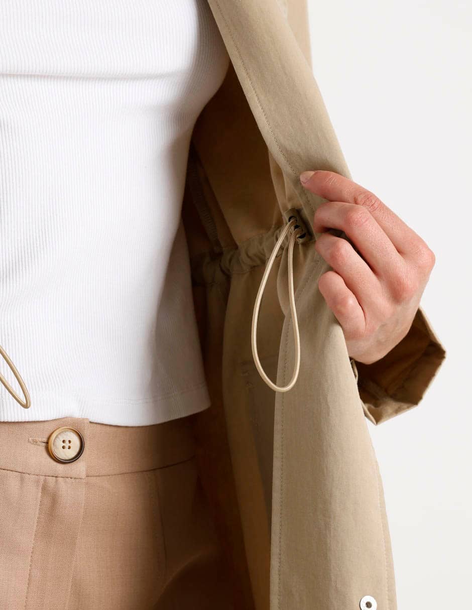Gabardina con capucha Petite Studio para mujer 7