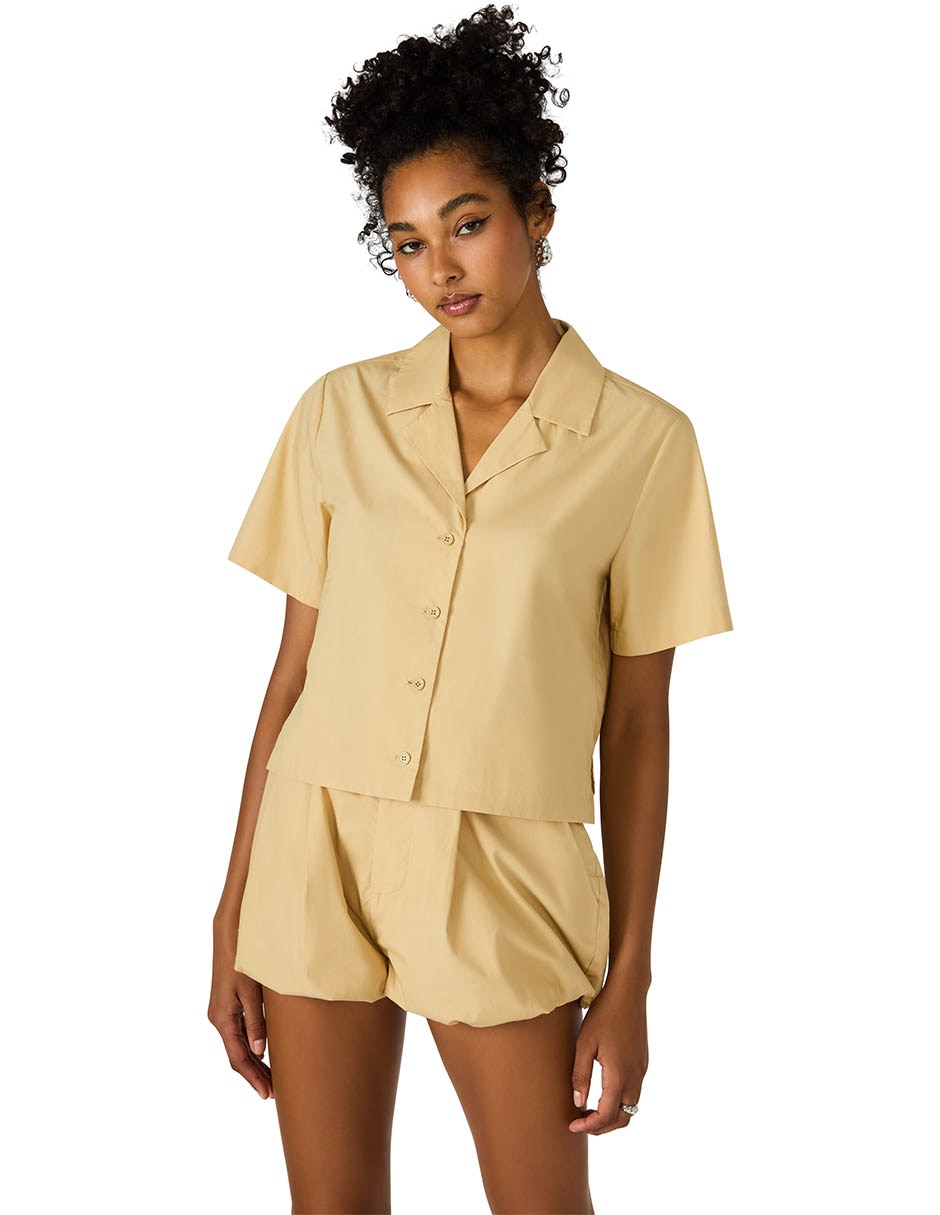 Top cuello camisero escote v