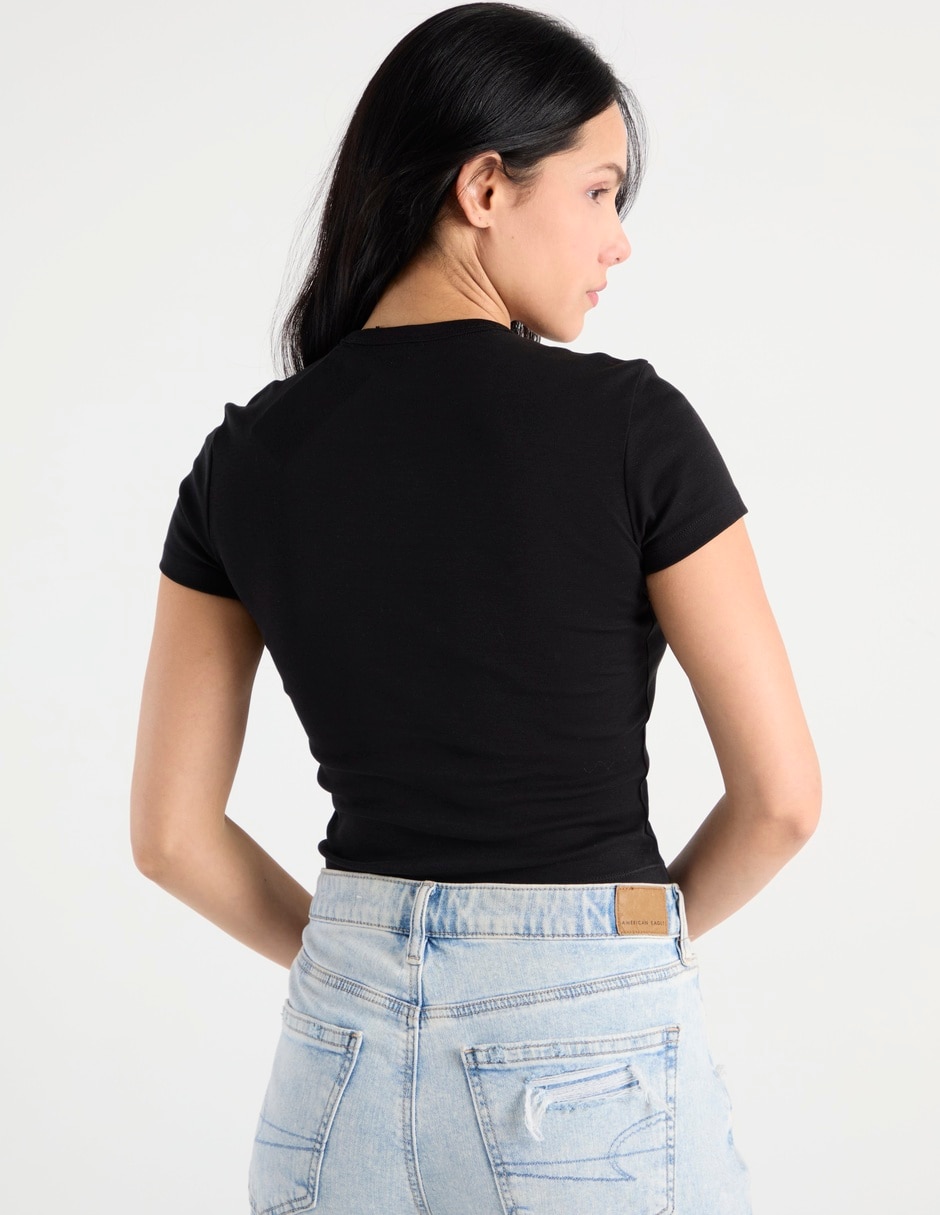 Playera manga corta cuello redondo para mujer 2