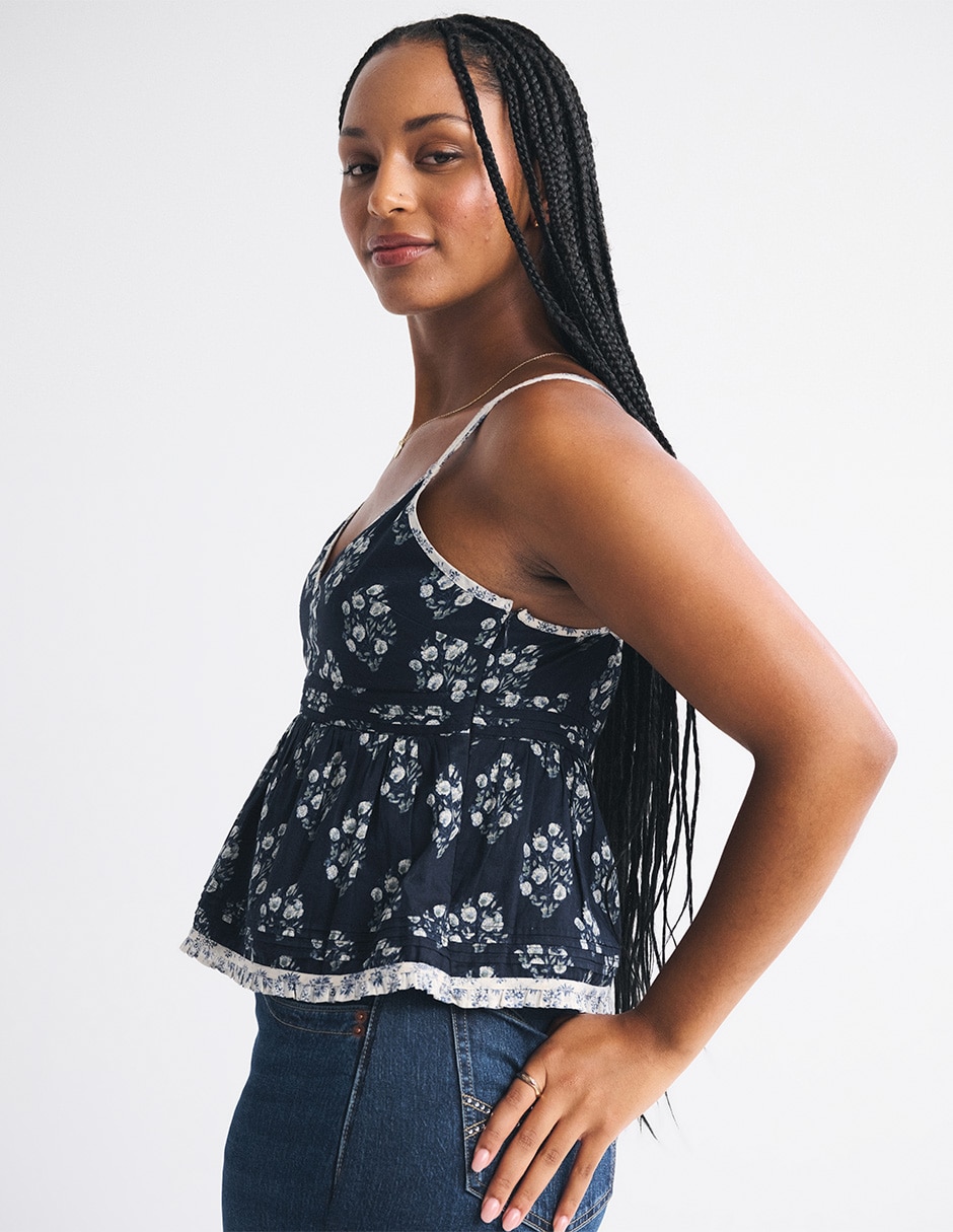 Top cuello V escote V tirante ajustable 4