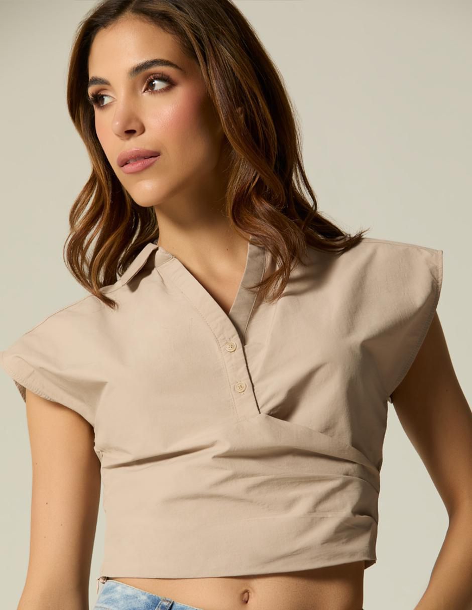 Top cuello camisero escote v Top cuello camisero escote v