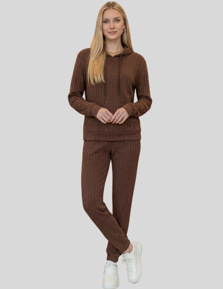 Conjunto para mujer Conjunto para mujer