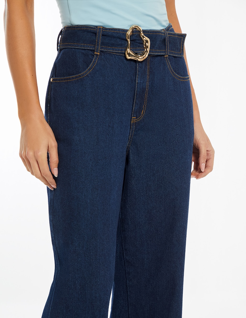Jeans acampanado para mujer 4