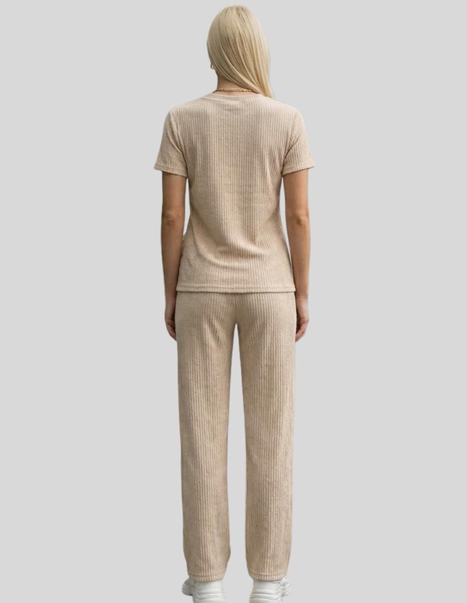 Conjunto casual para mujer 5