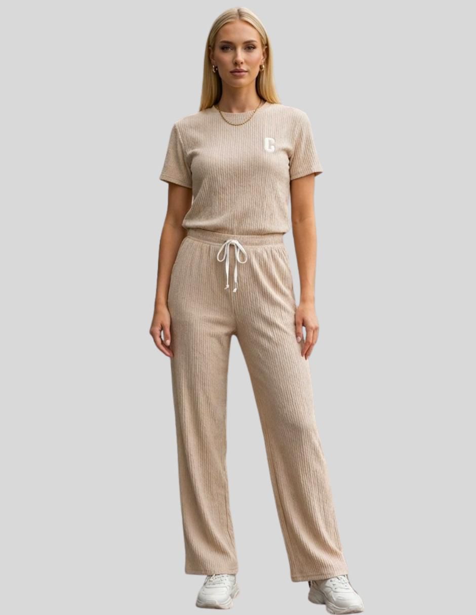 Conjunto casual para mujer 8