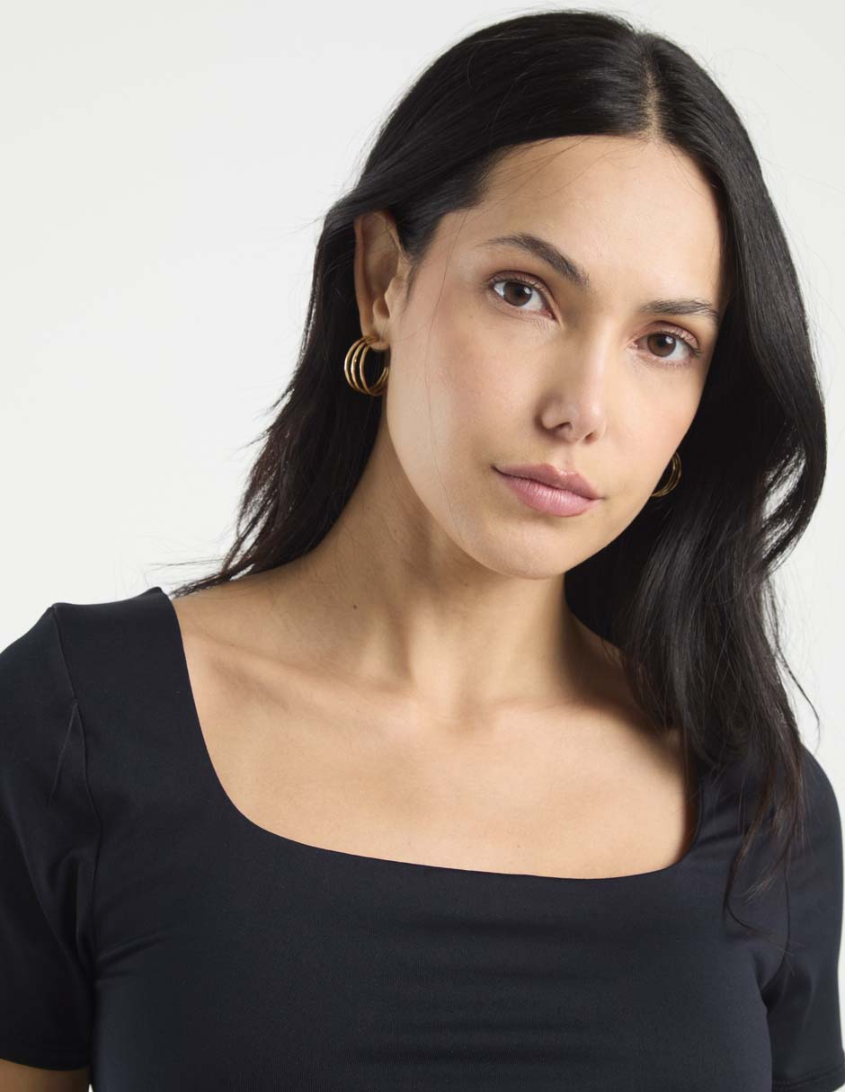 Blusa manga corta para mujer 4