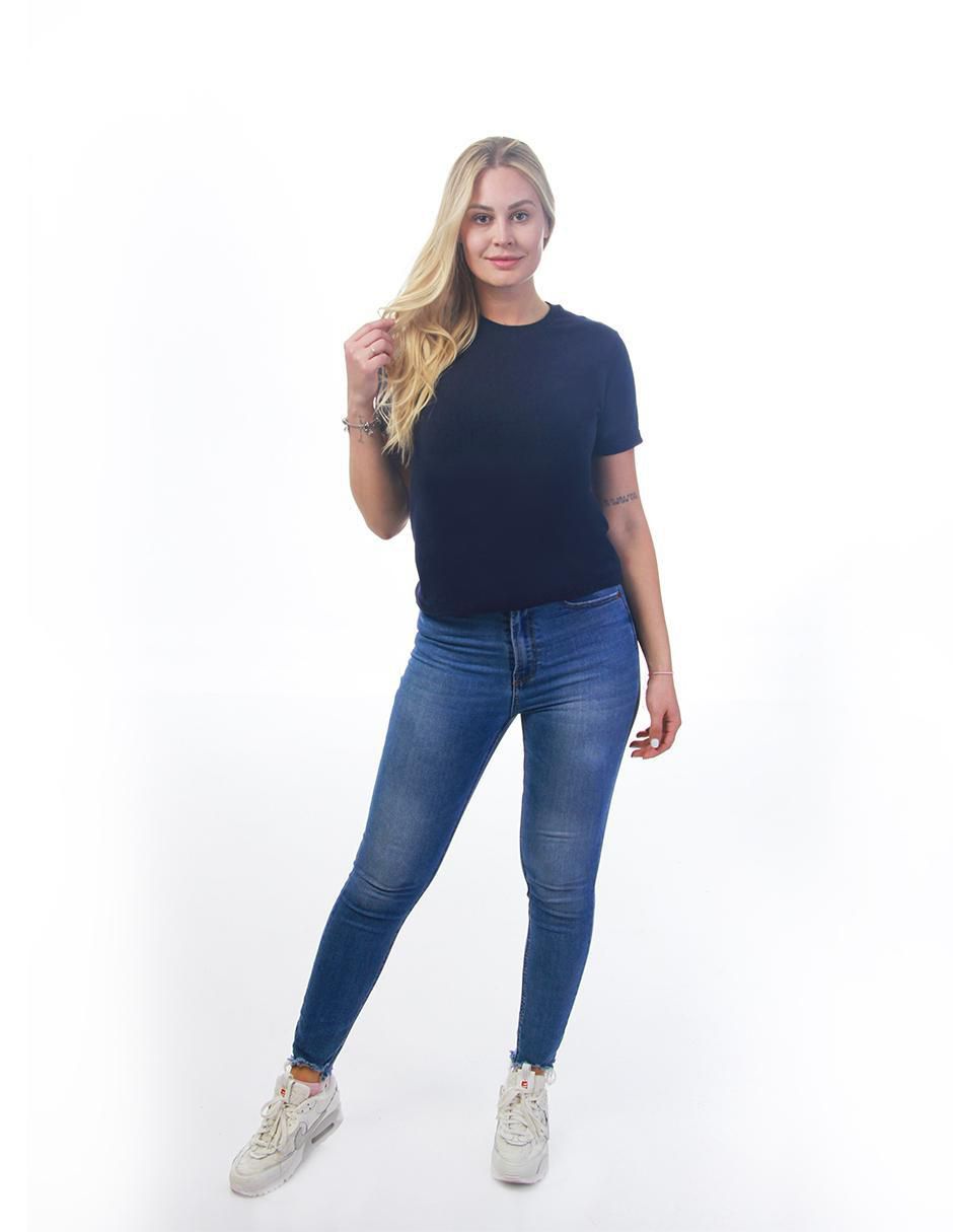 Playera manga corta Básicos cuello redondo para mujer 3
