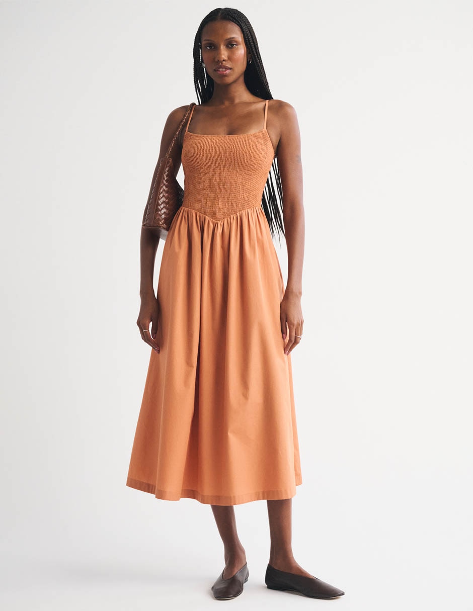 Vestido Midi casual SP26 Para Mujer Vestido Midi casual SP26 Para Mujer