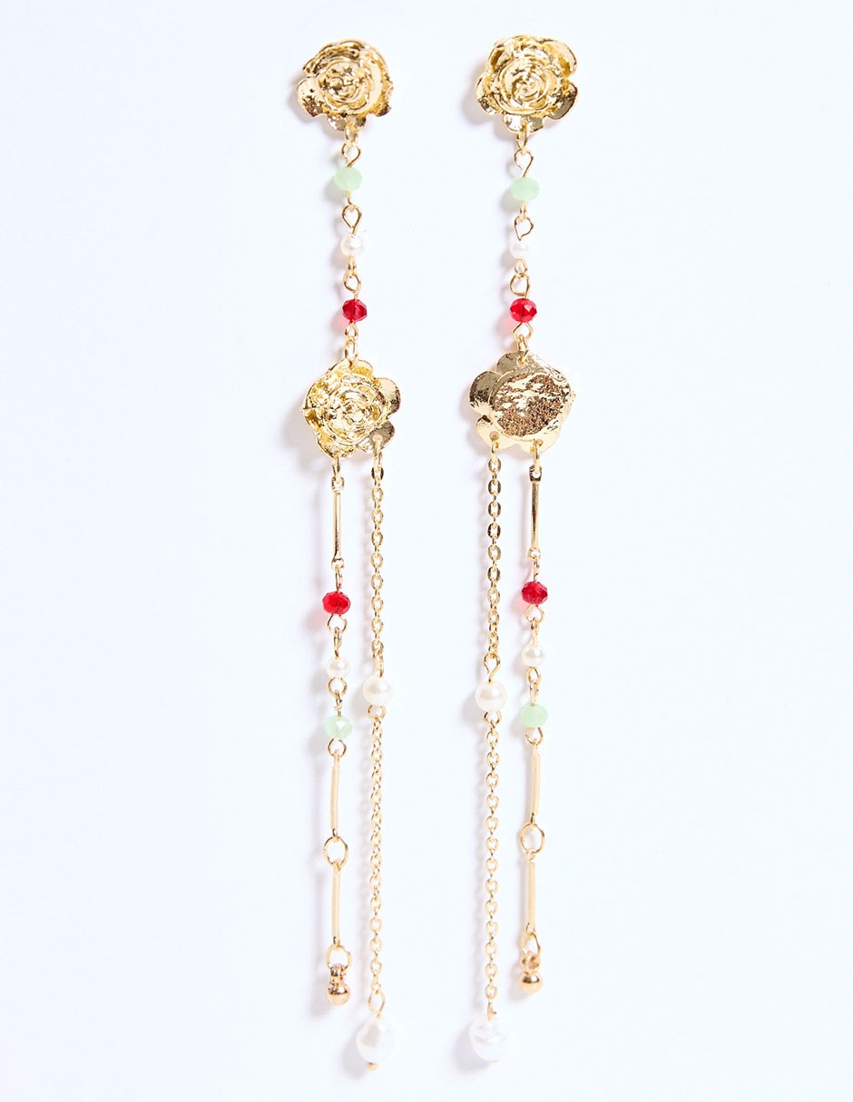 Aretes largos con acabado brillante