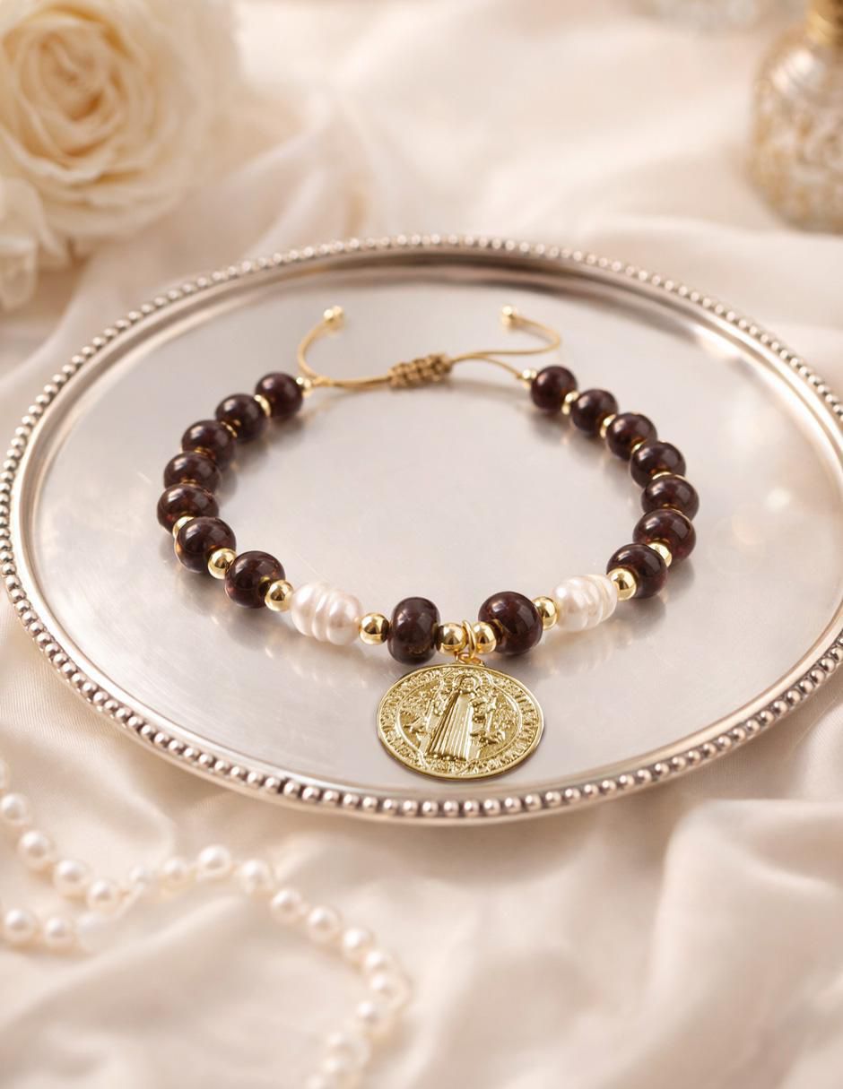 Pulsera yoiko "de" aleación metálica "con" sin gema 18 k sanctum san benito "acabado"