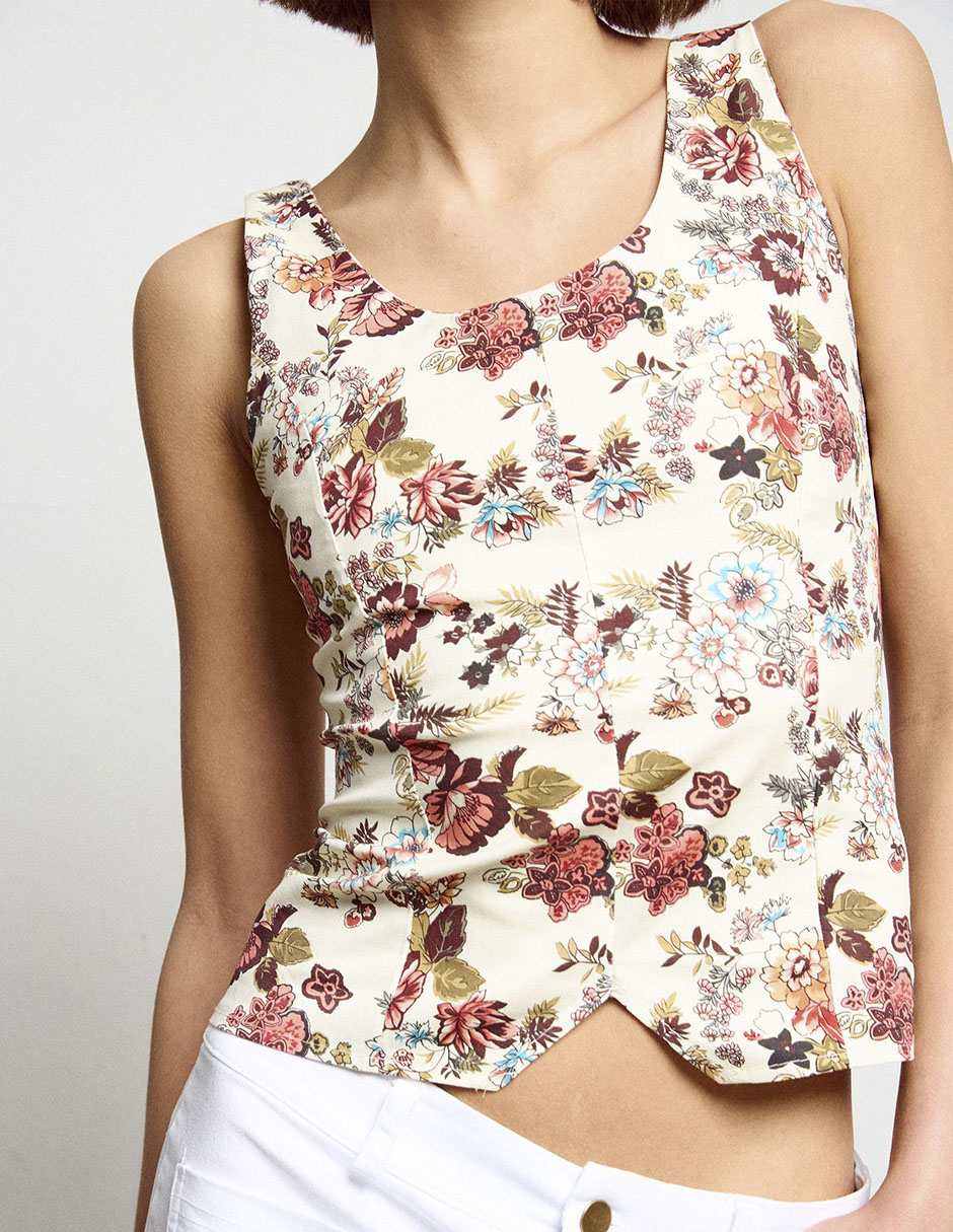 Top cuello redondo tirante delgado