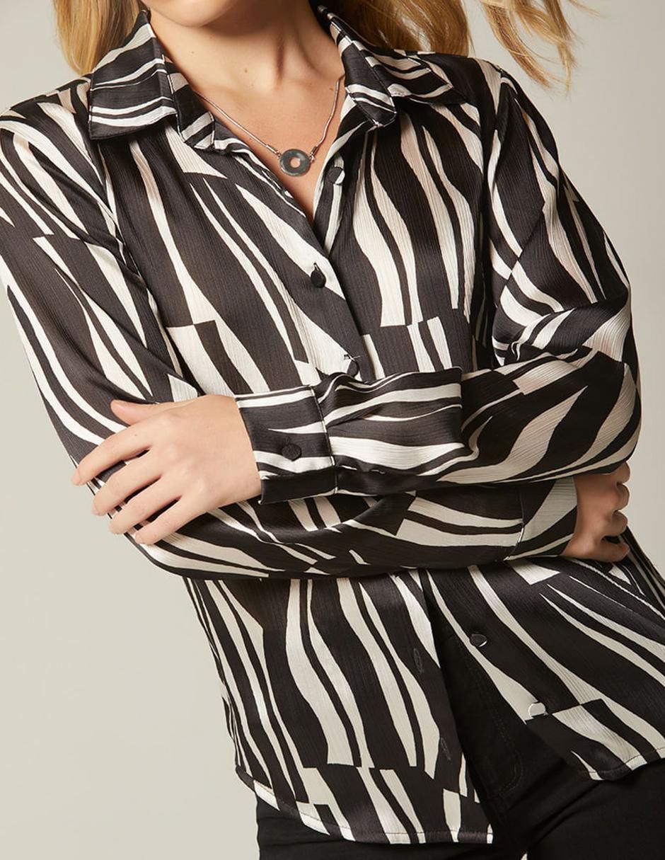 Blusa Animal In Black manga larga para mujer 4